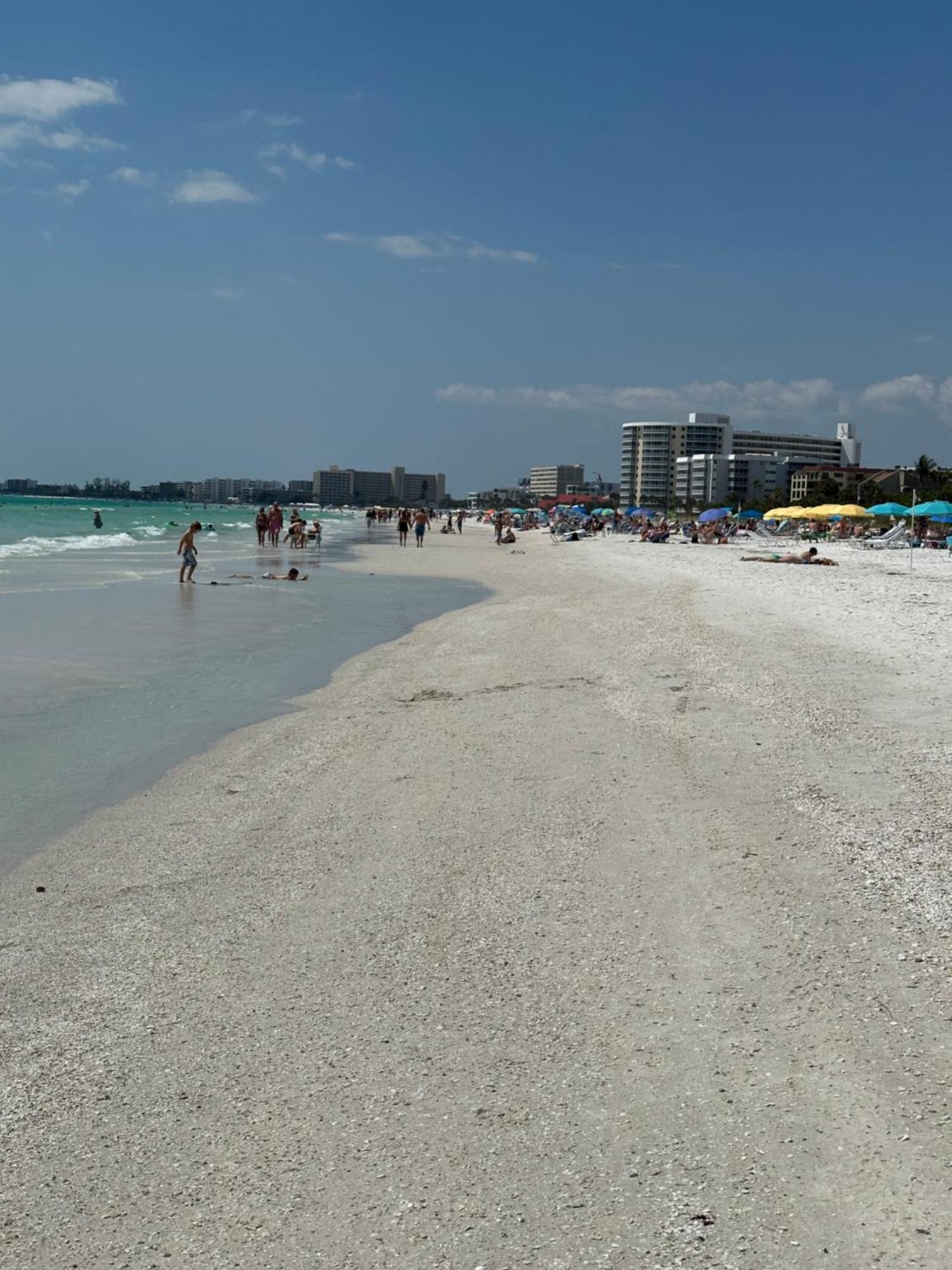 Sea Crest Aparthotel Point O'Rocks Bagian luar foto
